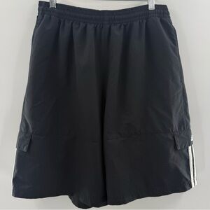 Adidas Vintage Loose Fit 2005 Men’s Athletic Cargo Shorts Unlined Size Large